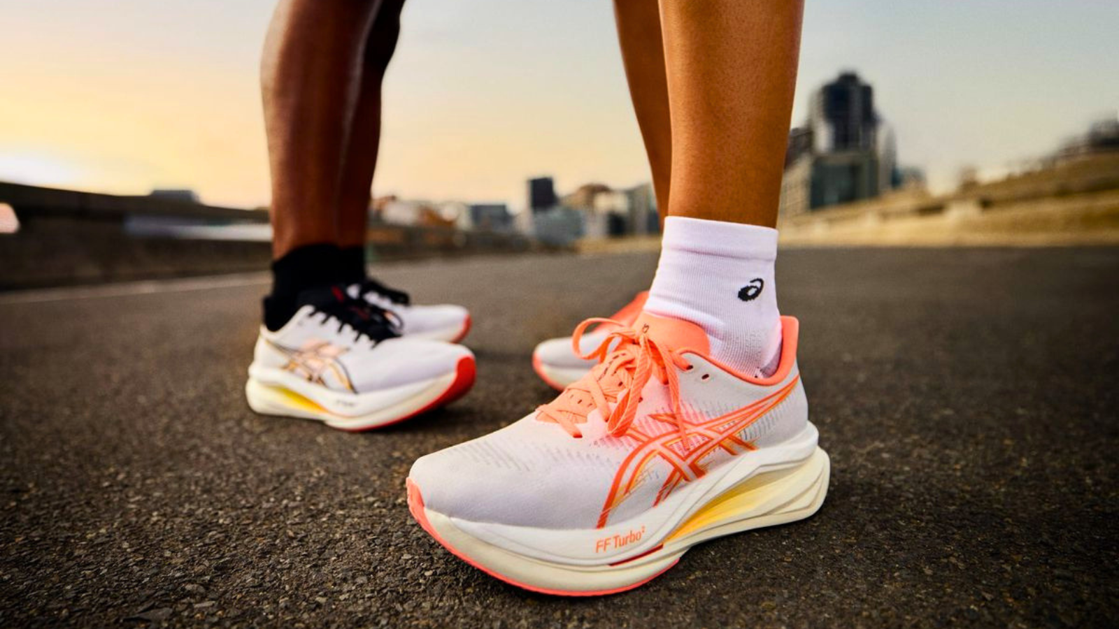 ASICS Sonicblast 2: la nueva zapatilla que busca combinar velocidad y entrenamiento